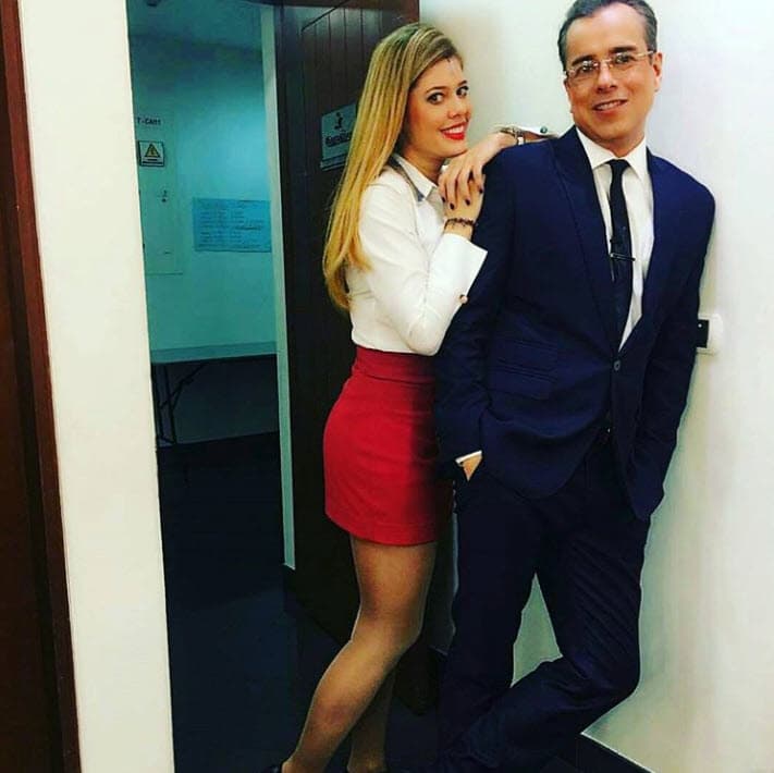 Al día siguiente Jorge Enrique recibió una llamada de RCN: "No escogimos a ninguna de las actrices, pero a ti sí, ¿quieres ser ‘don Armando?’", le dijeron. Sin embargo, el actor rechazó la oferta porque él ya tenía un papel en 'Lolita'.
<br>