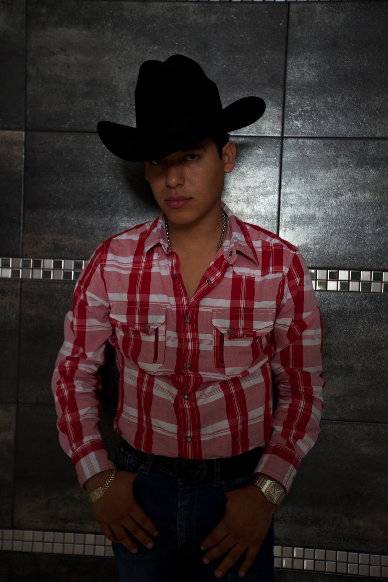 Era un joven de gustos sencillos y le gustaba visitar a sus abuelos e ir al rancho con sus animales.