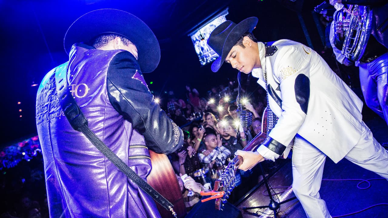 En los bailes, la gente no paraba de pedir sus canciones. Eran todo un fenómeno musical.