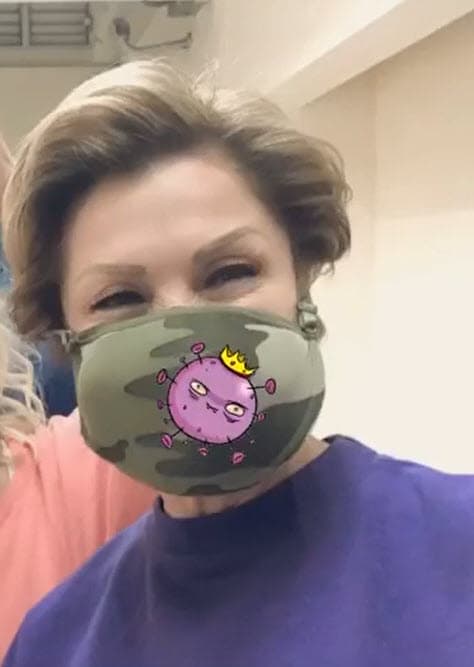 Leticia Calderón fue pareja de Juan Collado de 2002 a 2010. Ha sostenido que su relación acabó porque el abogado
<b> <a href="https://www.univision.com/famosos/la-infidelidad-con-lety-calderon-y-otros-problemas-de-yadhira-carrillo-con-juan-collado-desde-que-se-enamoraron-fotos" target="_blank">le fue infiel con Yadhira Carrillo</a></b>, con quien se casó en el año 2012. 
<br>