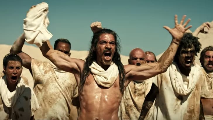 El actor español Oscar Jaenada, protagonista de 'Cantinflas' entre más de 40 películas, lidera uno de los bandos en 'Somos anormales'.