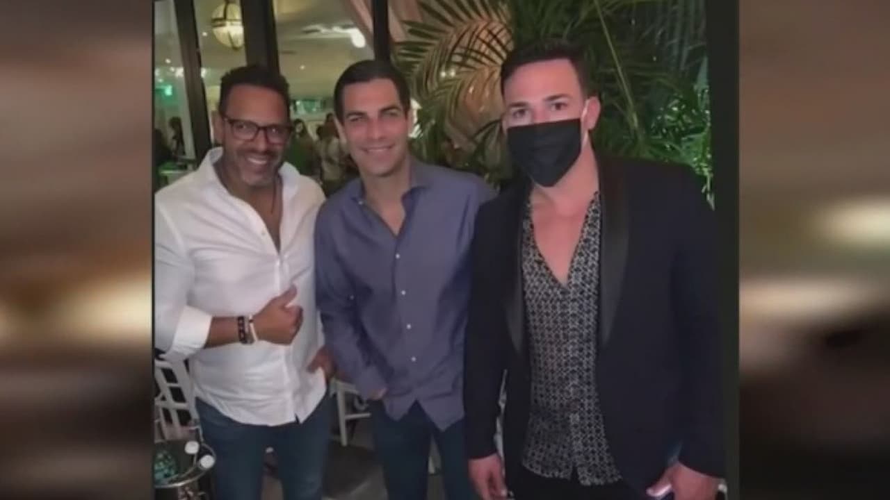 Policía de Miami cierra restaurantes que violan reglas de reapertura, incluido en el que estuvo el alcalde Suárez