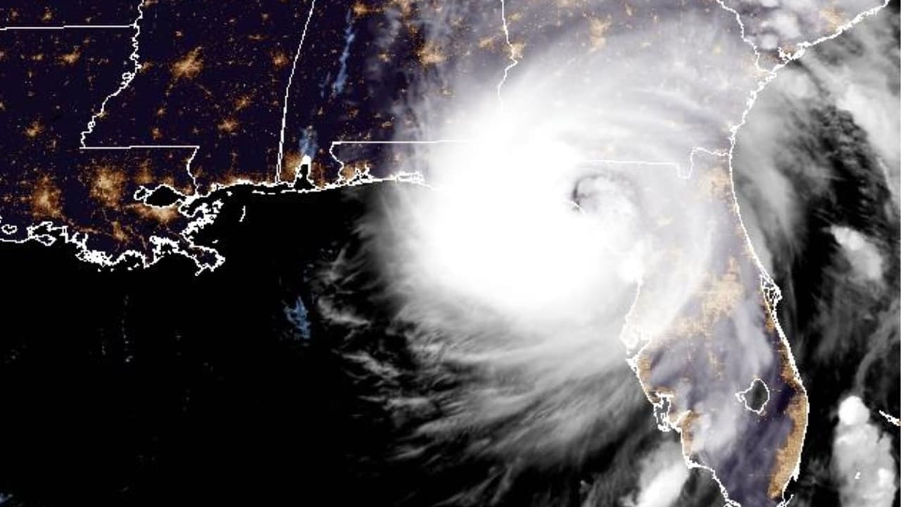 El Huracán Helene toca tierra en Florida como categoría 4: temen "catastróficas" marejadas ciclónicas