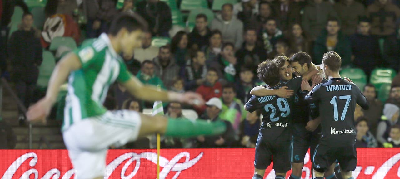 La primera anotación del partido llegó muy temprano, al minuto 9, por intermedio de Jon Bautista tras asistencia de Illarramendi.