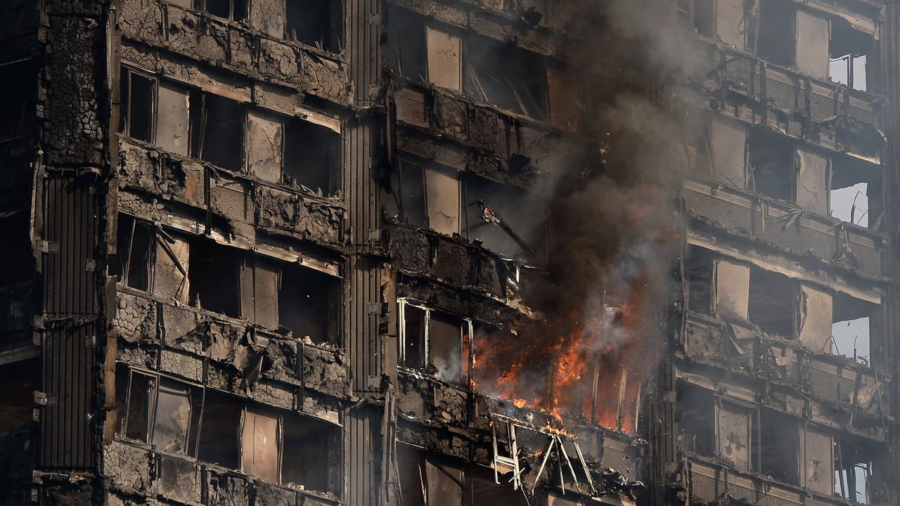 Una nevera defectuosa ocasionó el incendio en un edificio de Londres en que murieron 79 personas