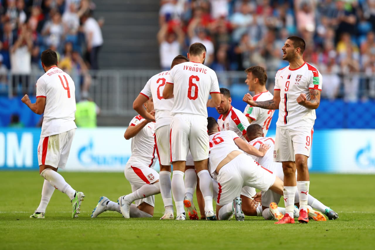 Serbia venció 1-0 a Costa Rica y sueña con la clasificación en el grupo B y avanzar en la lucha en el Mundial Rusia 2018.