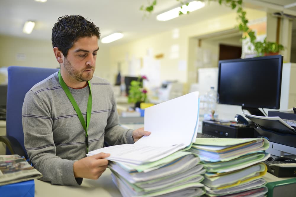 <b>Noviembre</b> te permitiría dejar el pasado de lado, es un año que particularmente te habría hecho sentir que todo tiene una cercanía más clara sobre el éxito y la plenitud que has pretendido durante años. 
<br>