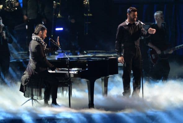 Camila y Ricky Martin fueron el primer dueto de la espectacular gala.