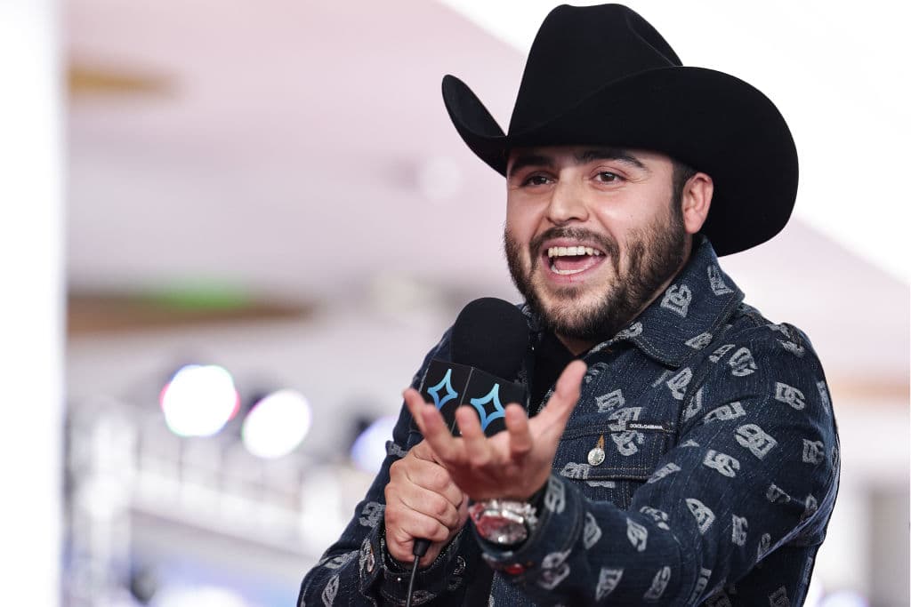 Gerardo Ortiz cancela su presentación en Puebla tras declararse culpable de participar en conciertos ligados al narco