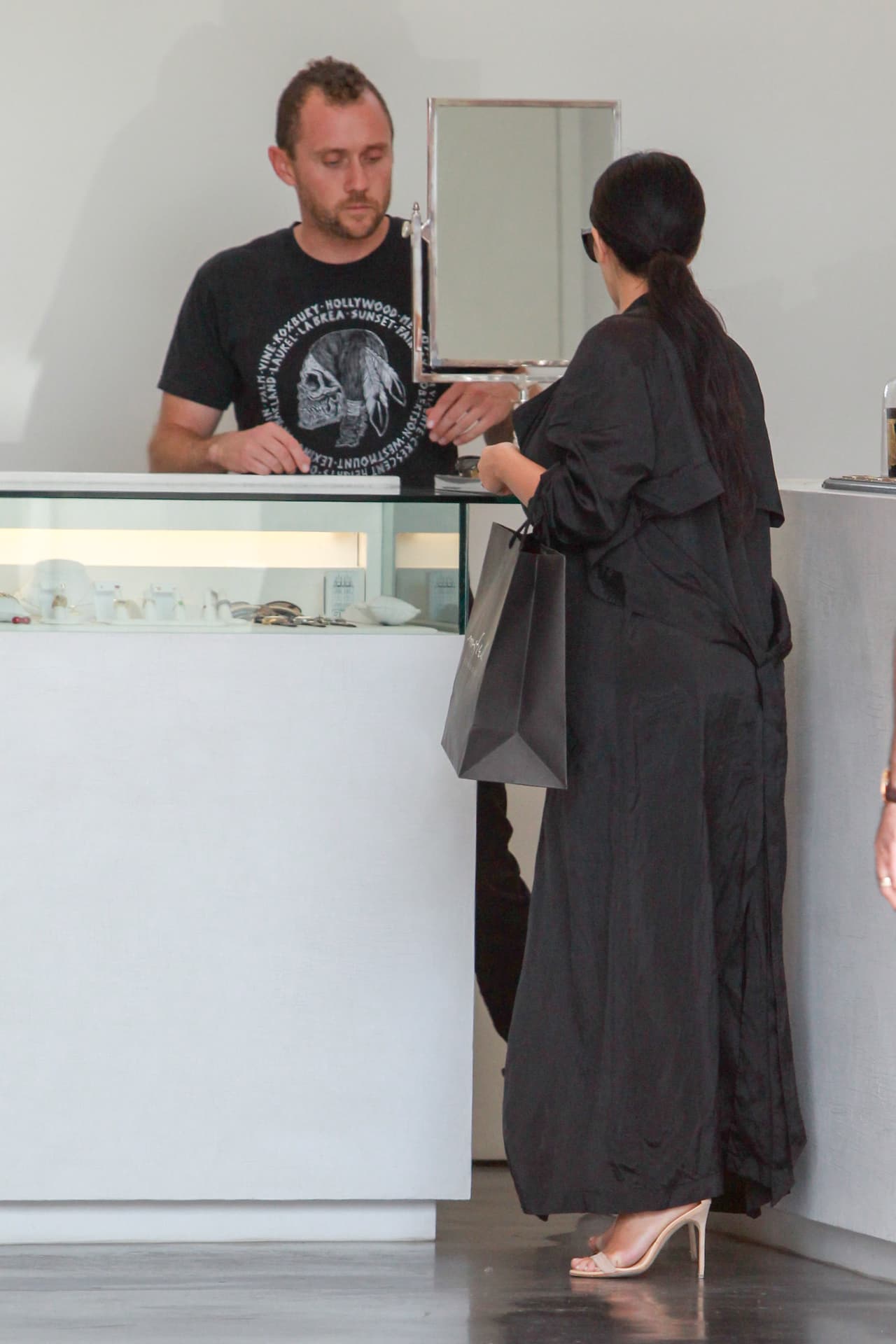 La Kardashian ha mantenido su look muy sexy durante el embarazo.