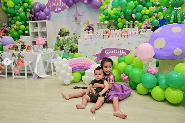 La conductora de Despierta América señaló en sus redes sociales que ‘Baby Gael’ durmió durante casi todo el evento, a pesar de ello, tuvo momentos para convivir con su hermana mayor.
<br>