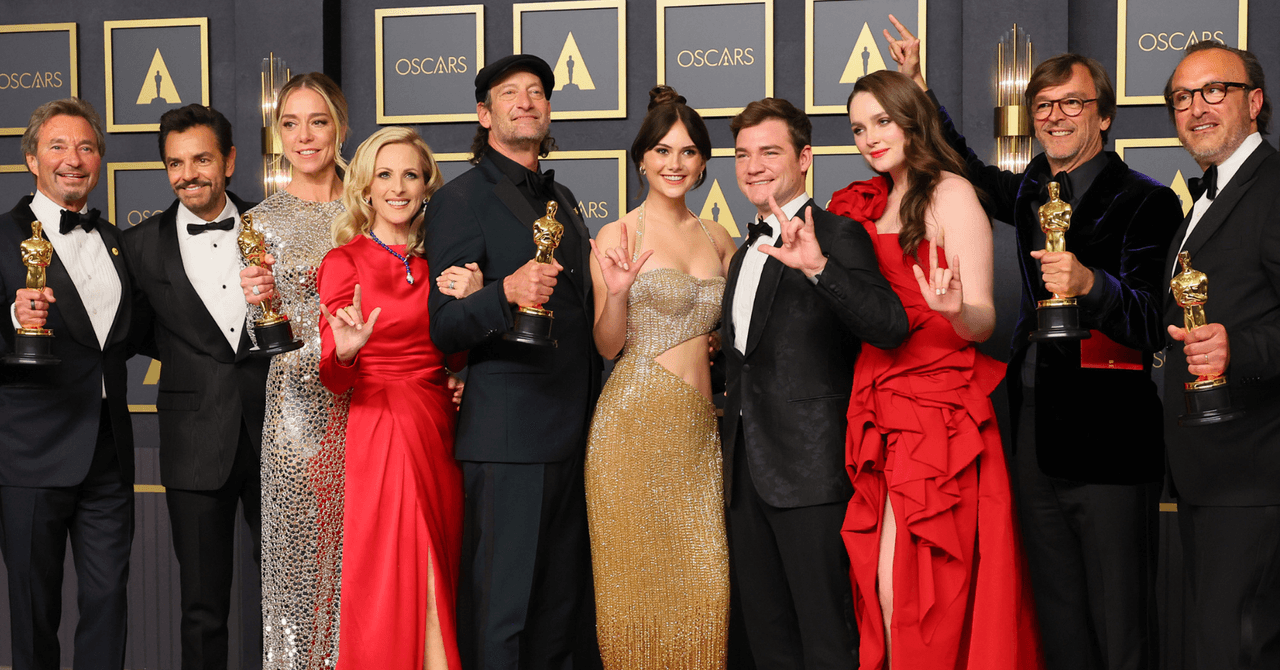 El elenco de la película 'CODA' en los Premios Oscar