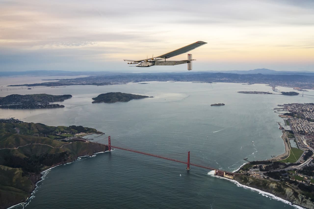El propósito del equipo detrás del “Solar Impulse 2” es mostrar una forma de viajar conservando el medio ambiente.