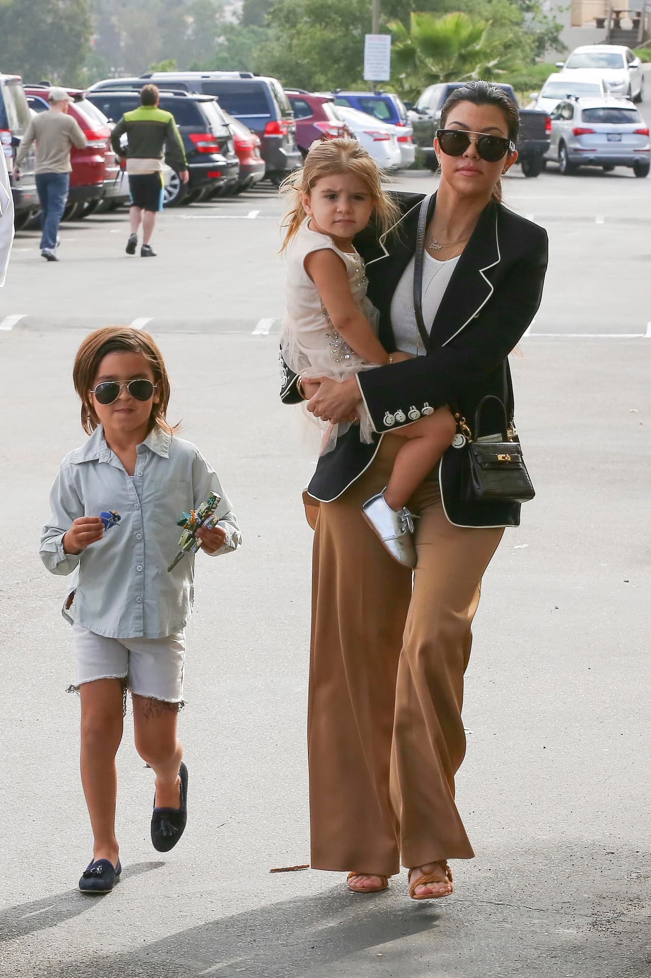 Luego de 3 hijos al lado de Kourtney, ahora se le acusa de haberla engañado.