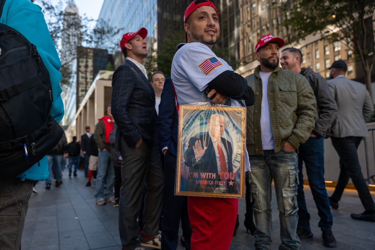 El mitin fue visto como una oportunidad estratégica para impulsar a candidatos republicanos en contiendas competitivas para el Congreso en Nueva York, potencialmente influyendo en el control de la Cámara de Representantes.