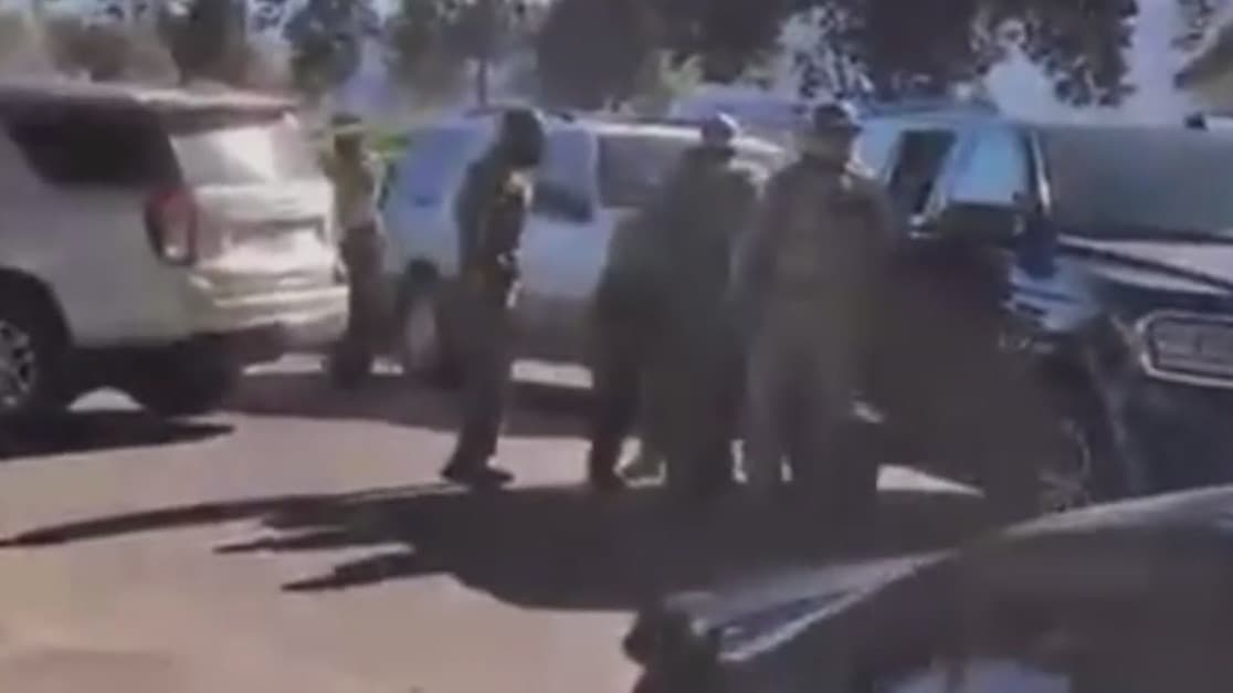 Operativo de ICE en San Bernardino fue grabado por vecinos y difundido en redes sociales