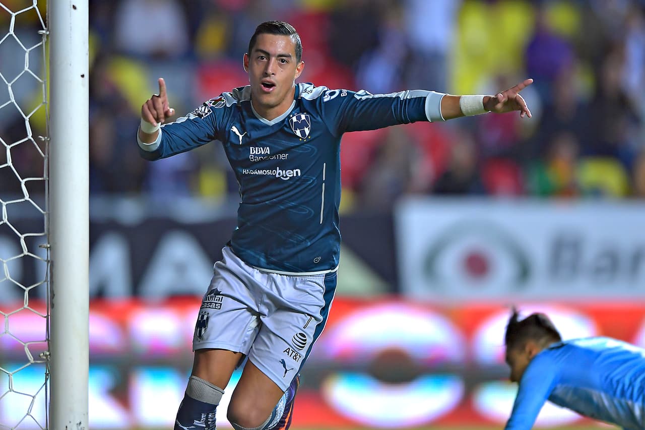 Rogelio Funes Mori ha estado muy cerca de ser campeón de goleo en dos ocasiones en los tres torneos que ha jugado con Monterrey, lo que demuestra que es un delantero con un buen instinto goleador.