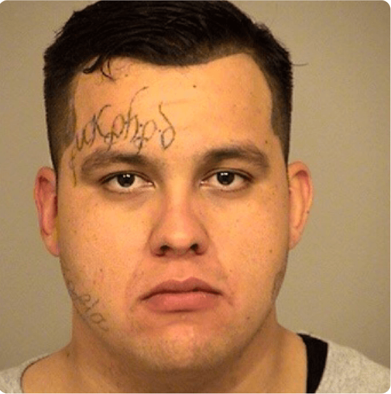 Daniel Esquivel de 26 años, con cargos de conspiración, posesión para la venta de drogas, posesión ilegal de arma de fuego y participación en actividades de pandillas.
