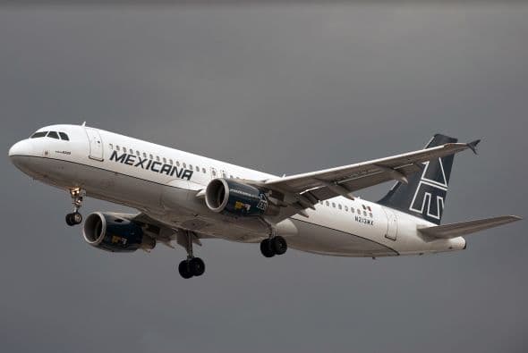 A mediados de noviembre, un juez federal informó que resolvió prolongar hasta el 10 de febrero de 2012 el vencimiento del plazo para la negociación del rescate financiero de la aerolínea Mexicana de Aviación, de las dos mayores de México, y así evitar la quiebra de la firma, según la agencia AFP.