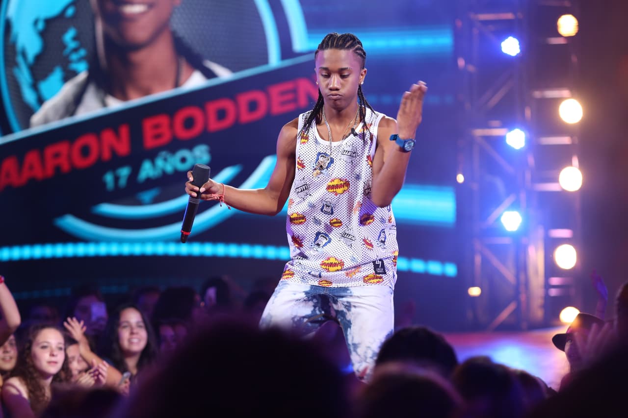 Los jueces quedaron encantados con el flow de Aaron. Una de las cosas que más nos gustó de Aaron fue su energía y cómo usa la música para escapar las malas influencias.