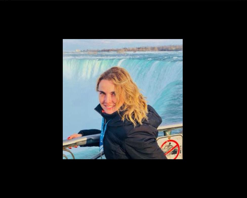 Conforme se acercaba el día, Mijares y su prometido recibían cancelaciones de invitados que vendrían de Europa, Estados Unidos y algunos otros países. Mientras tanto, en México, la situación de contagios también aumentaba. Fue entonces que tomaron la decisión de posponer la fiesta. El golpe fue duro y llegó hasta las lágrimas. 
<br>