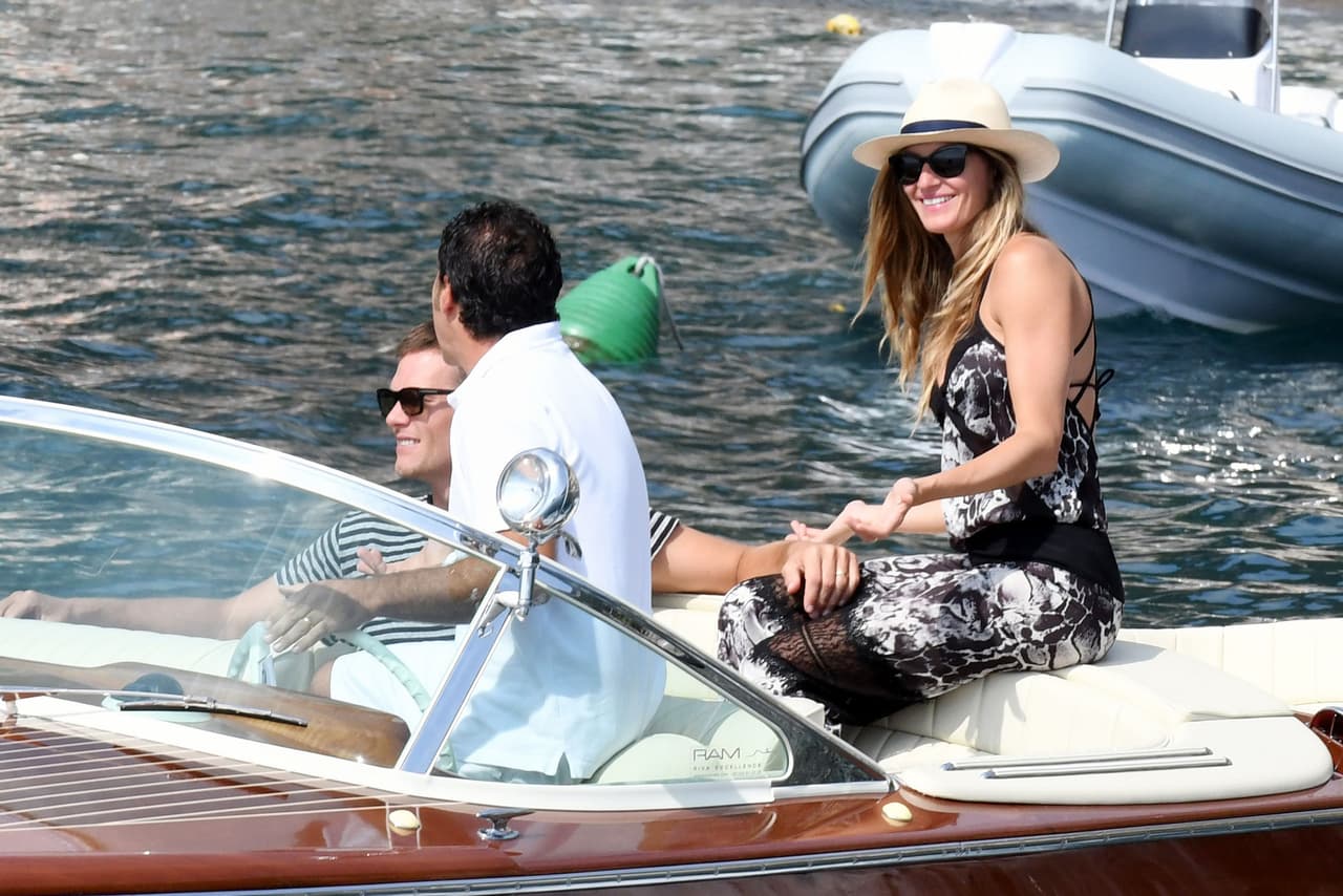 Después dieron un paseo en bote.