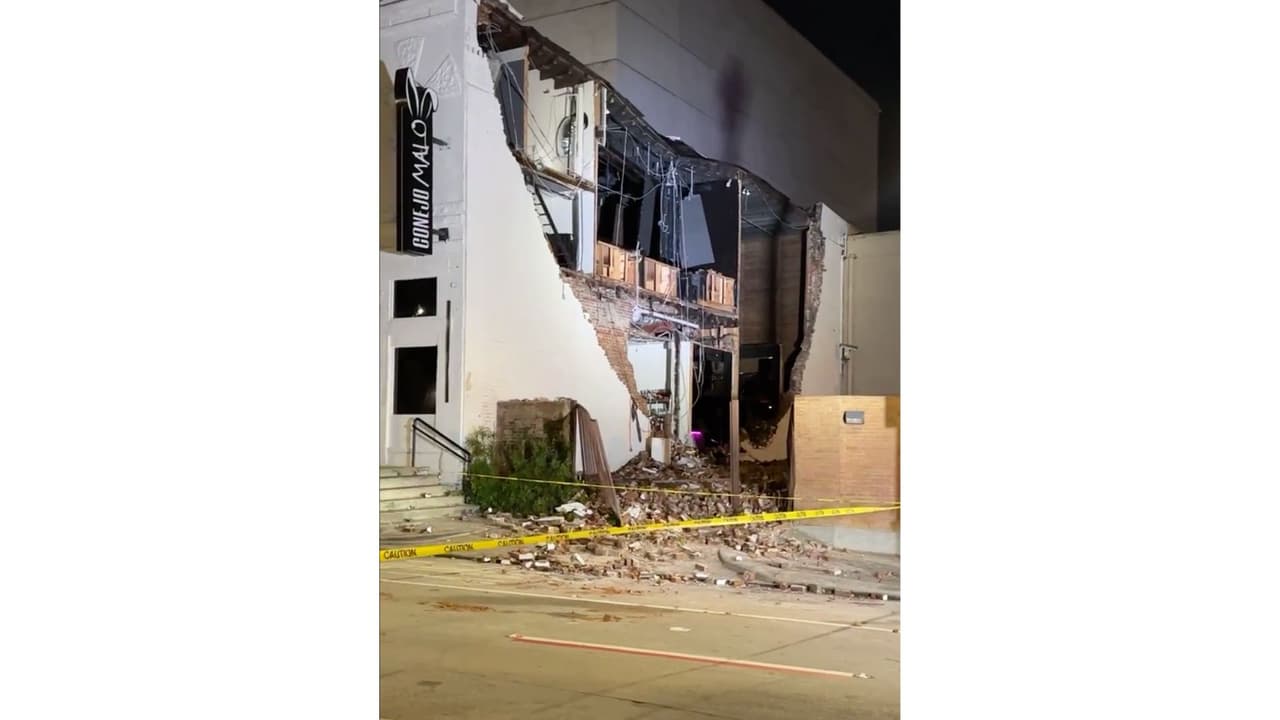 Este edificio fue uno de los más afectados en el centro de Houston.