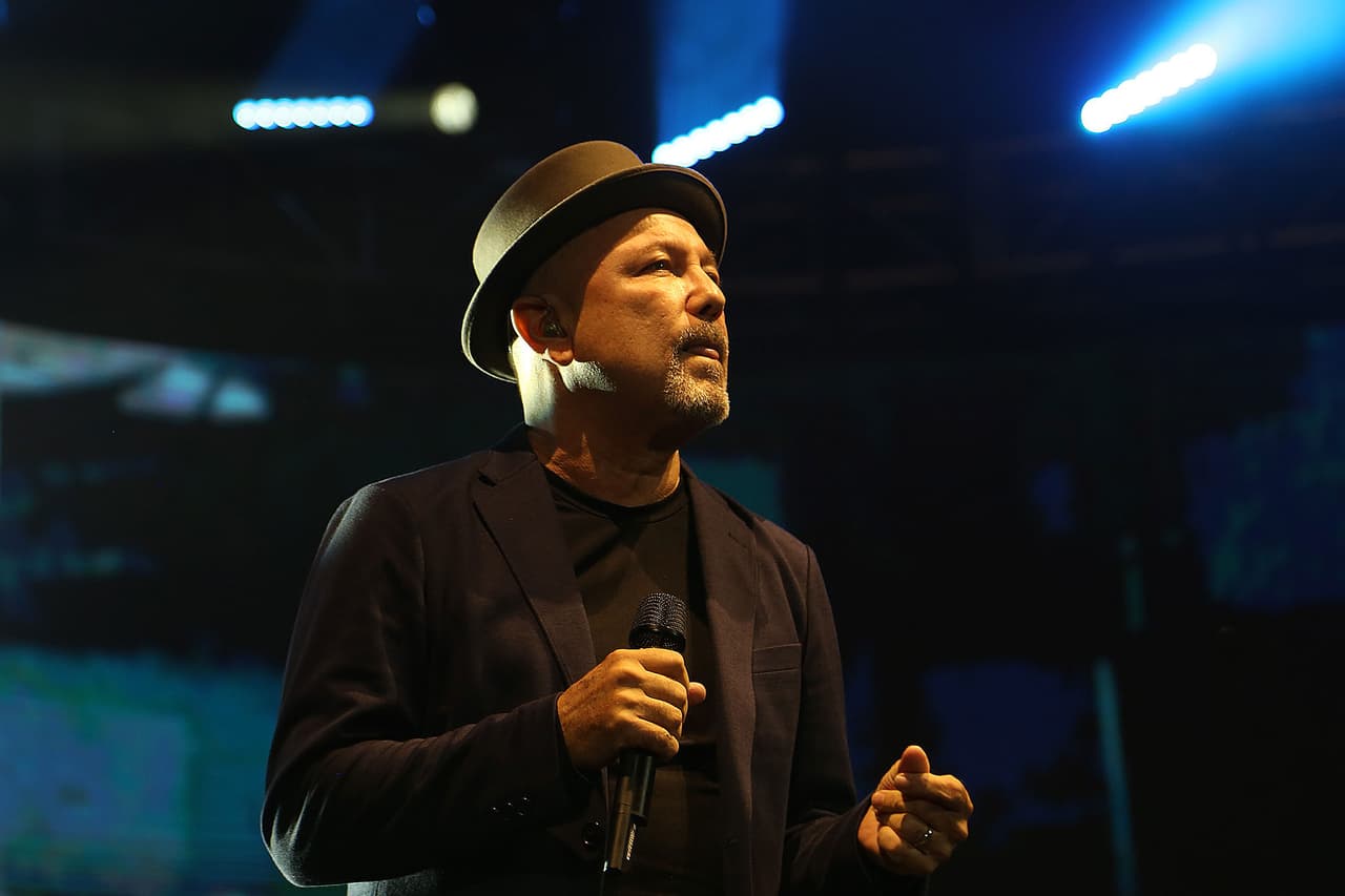 Rubén Blades interpretó el tema 'El Cantante' de su autoría y hecho famoso por el gran Hector Lavoe.