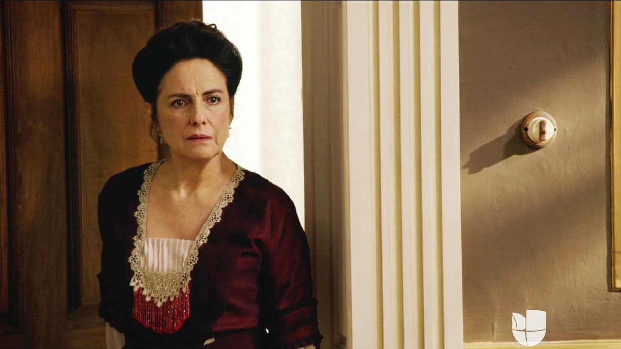 ¡Ohhh! Pero te tenemos malas noticias. Cristina no se quedó quieta y le exigió a doña Teresa una buena suma de dinero por la carta de Rómulo.