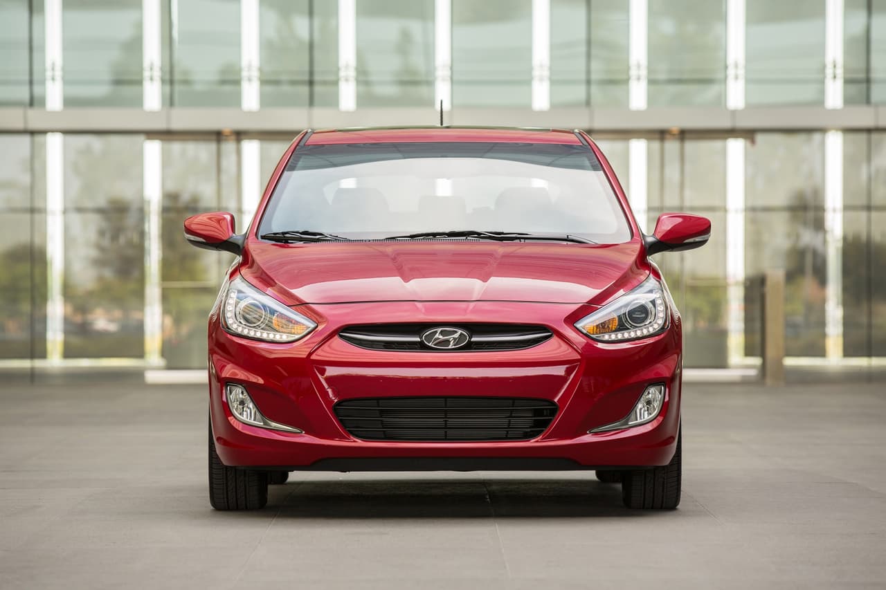 Puesto 7 – Hyundai Accent: Otra marca coreana participa de este ranking, con un modelo que va camino a cumplir 25 años de vida. Está a la venta por la suma de 15,580 dólares.