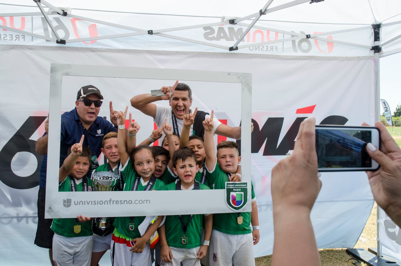 Diversión familiar en Copa Univision Fresno.