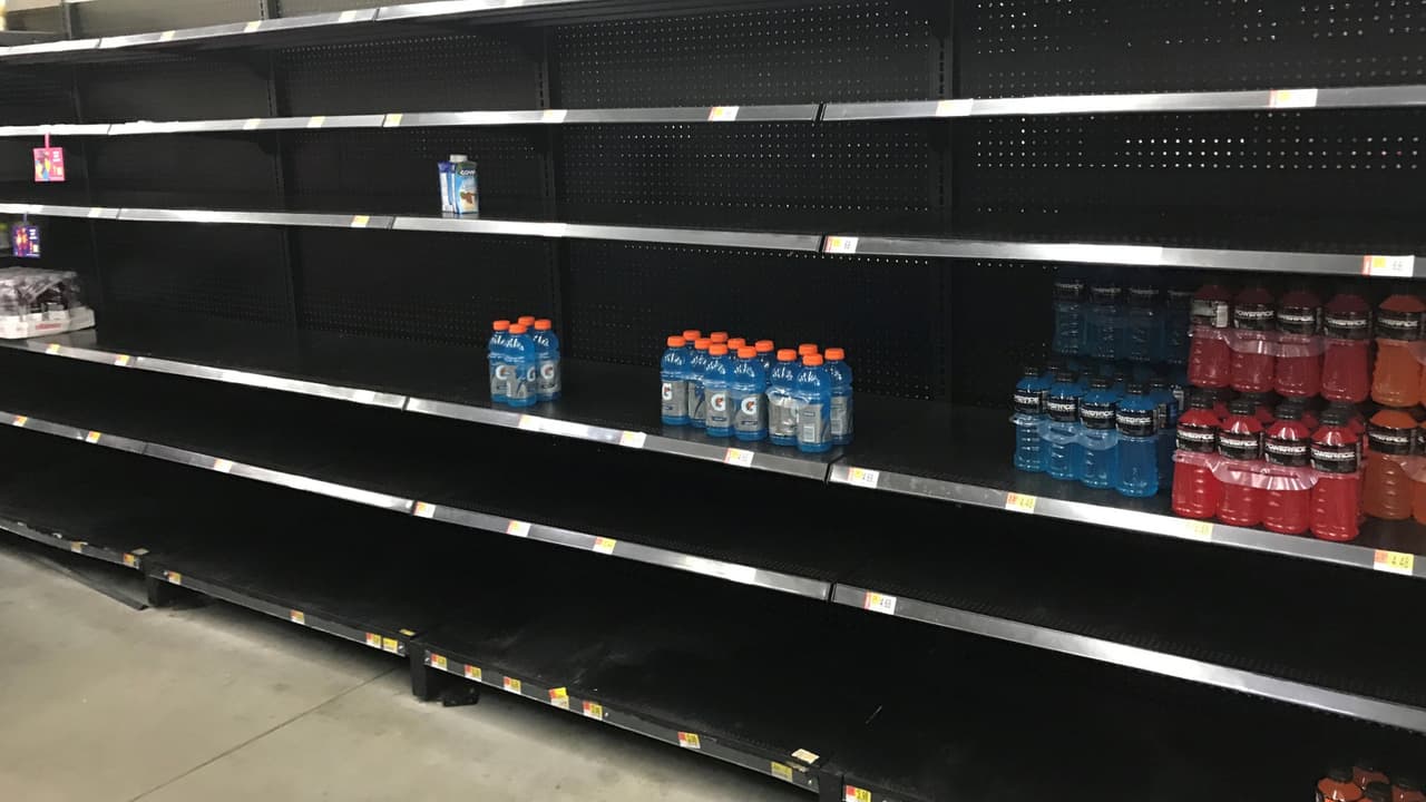 Se dispara la venta de alimentos en supermercados de San Antonio por paso del huracán Harvey