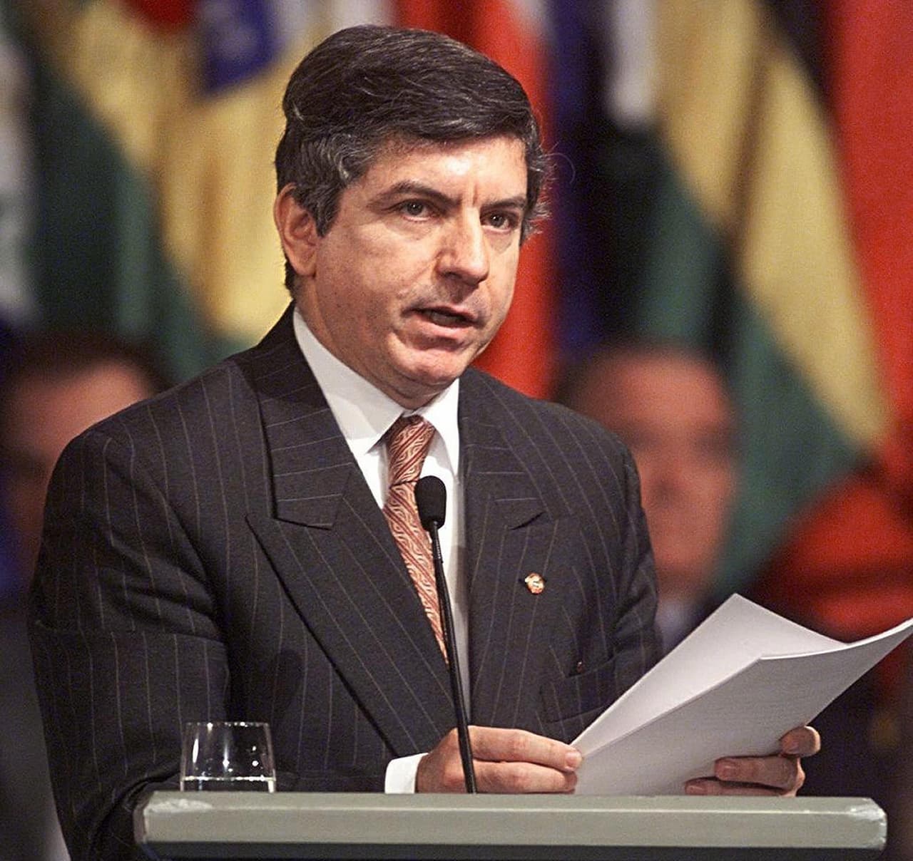 Esto fue después de que Escobar se fugara de la prisión La Catedral. Entre los deberes de este grupo también estaba aprehender a los socios del narcotraficante.