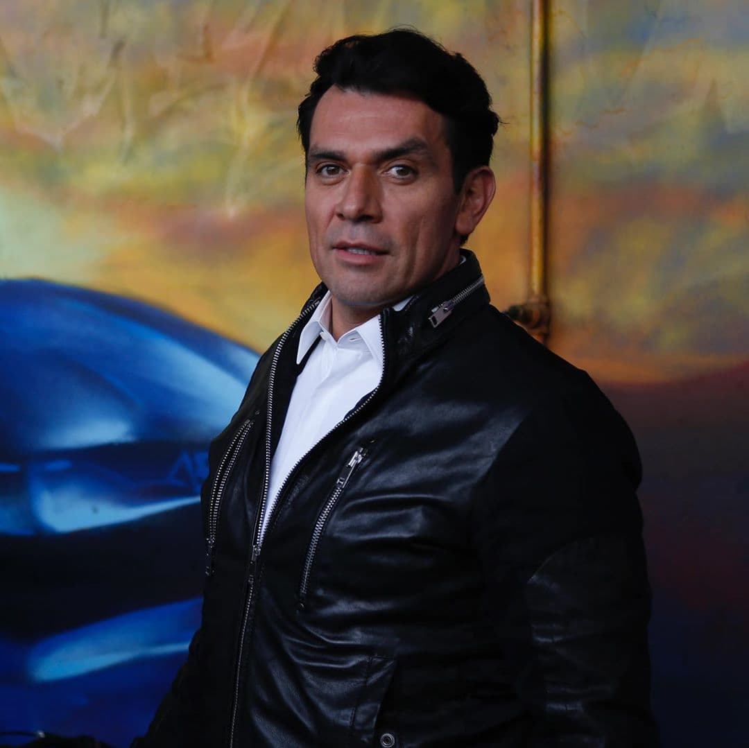 Para encarnar a Ernesto, el actor recordó un poco de su juventud y esos momentos los fue “adaptando a su personaje” para poder cargarlo de emoción, contó a Las Estrellas.