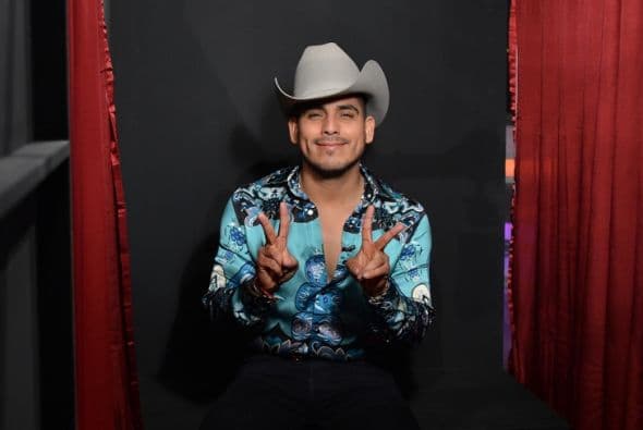 ¡No te pierdas al Cantautor del Pueblo en Phoenix!