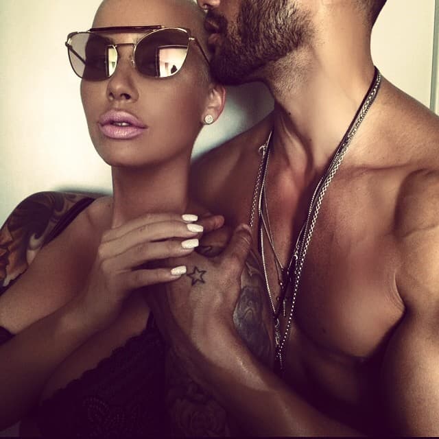 Eso sí, no sin antes aclarar que nunca fue atacada sexualmete pues "a los chicos no se les permitía tocarte".