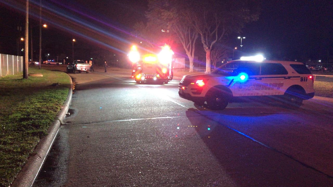 Disparan contra un presunto ladrón de automóviles al norte de Houston