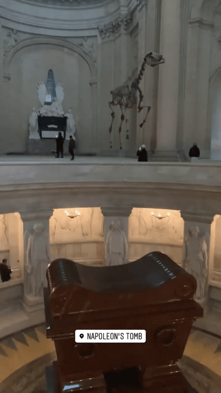 También compartió fotos de los lugares más emblemáticos de París además de la Torre Eiffel, como Los Inválidos, en donde se encuentran los restos de Napoleón.