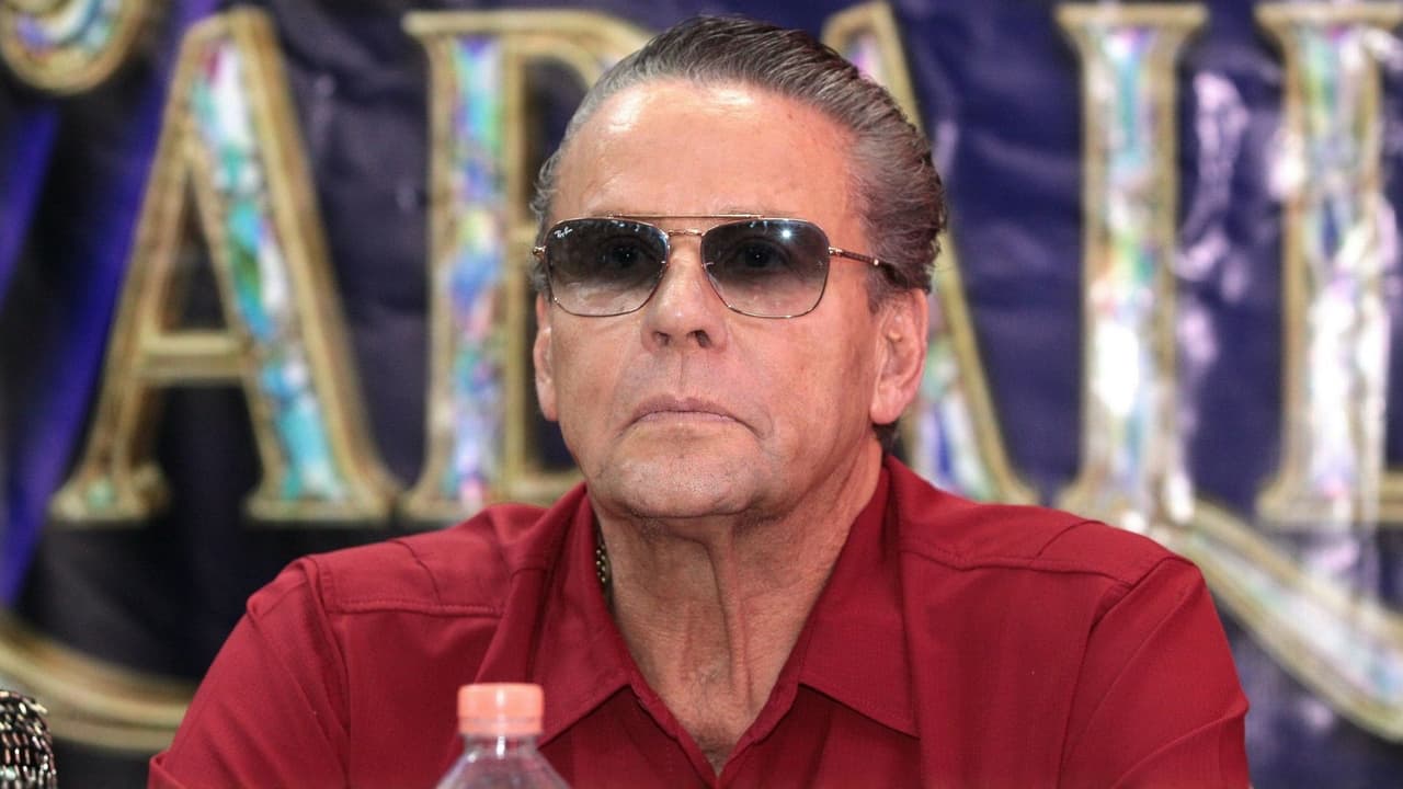 Alfredo Adame reacciona a su sentencia por demanda y manda mensaje a Laura Bozzo