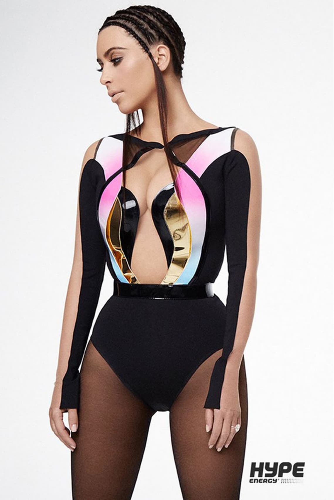 OMG! Kim Kardashian se transformó.