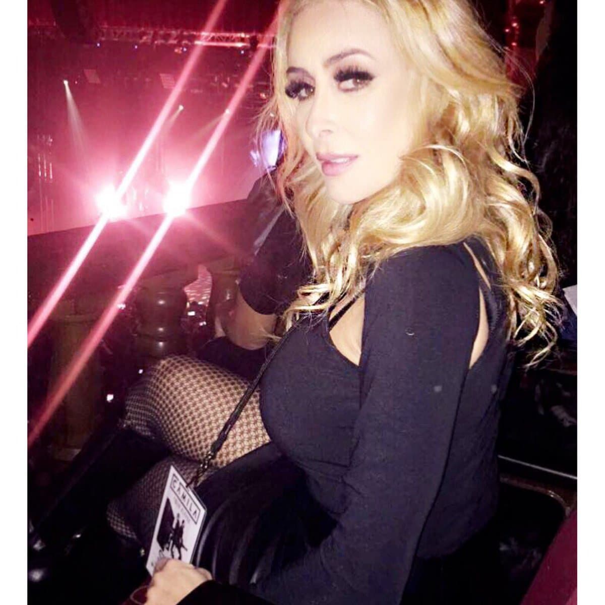 Ella es la bellísima Cristian Salas, esposa de Marco Antonio Solís "El Buki".