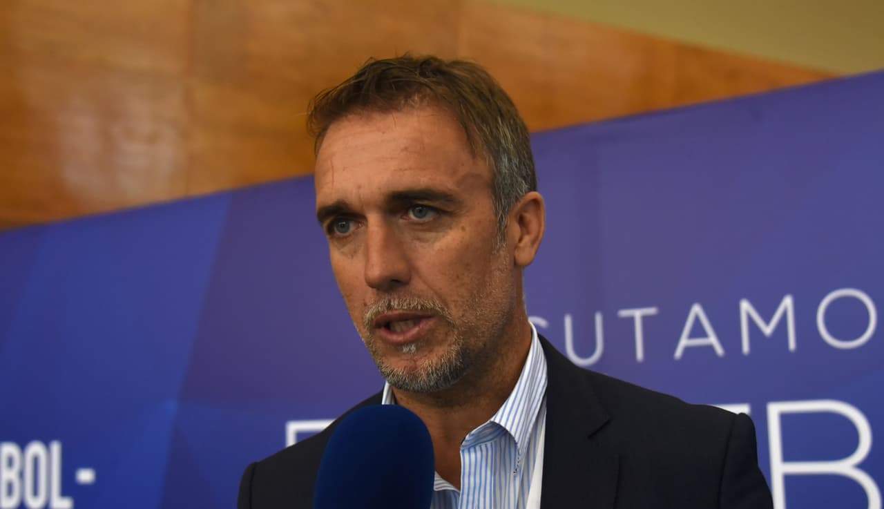Batigol salió a defenderlo: "a Higuaín no lo respetan en Argentina"