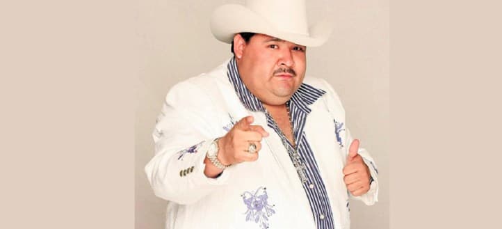 José Ángel Ledesma, 'El Coyote', tendrá un reto muy importante para 2018, dado que luego de haber sufrido un tremendo susto con su salud debido al sobrepeso, deberá someterse a un bypass estomacal, además de una serie de régimenes alimenticios y de ejercicio para controlar su peso, pues si no lo hace los médicos le han dicho que podría morir.