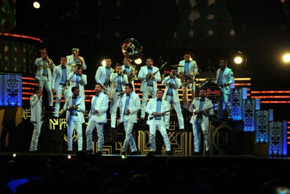 Se presentaron en Premio Lo Nuestro para sorprender a sus fans.