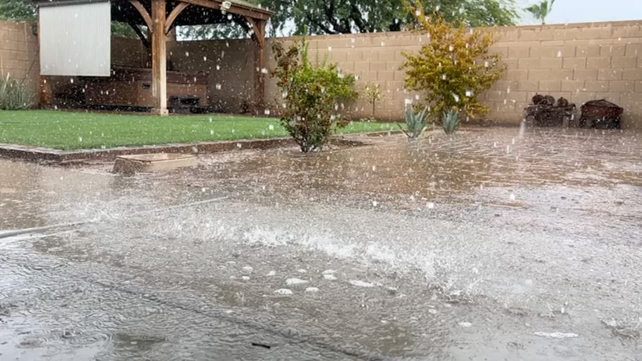 Las fuertes lluvias provocaron encharcamientos en algunos sectores y se temía que se produjeran inundaciones repentinas.