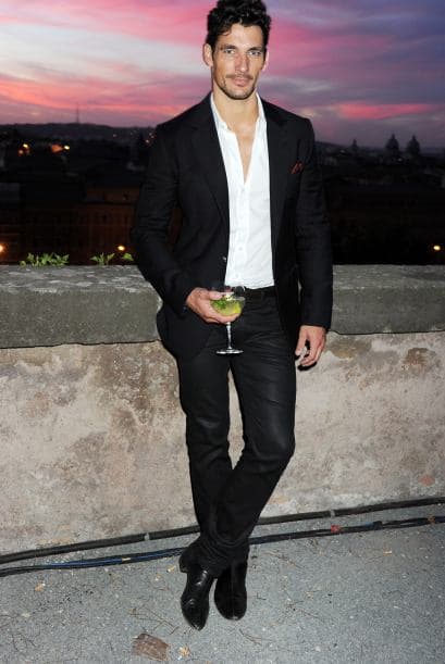 ¿Quién gusta brindar con él con este atardecer? Mira aquí más videos de Chismes.