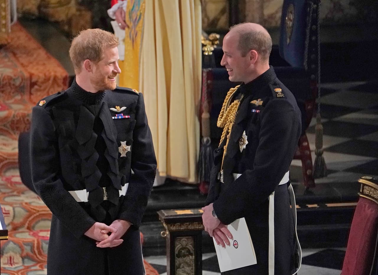 Sin embargo, 
<b>Harry y William intercambiaron regalos de Navidad</b> a pesar de la distancia, así como también mandaron obsequios para sus respectivas familias, reportó People, aunque no se revelaron los detalles.
<br>