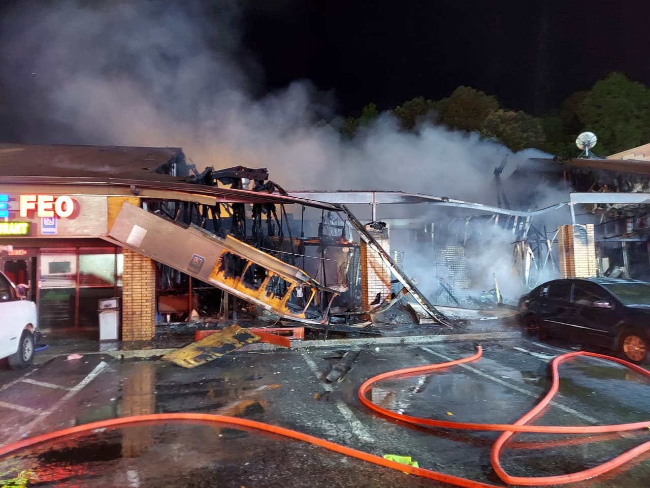 Las estructuras quedaron completamente destruidas.