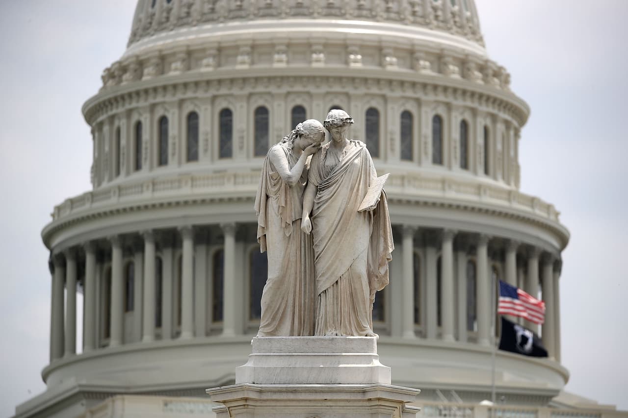 El día que Washington olvidó la polarización que la carcome