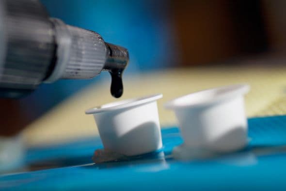 Es imposible determinar qué ocurre con esas tintas, si se acumulan en los órganos o el cuerpo las elimina, afirmó Luch, quien es funcionario del Instituto Federal de Evaluación de Riesgos de Alemania.